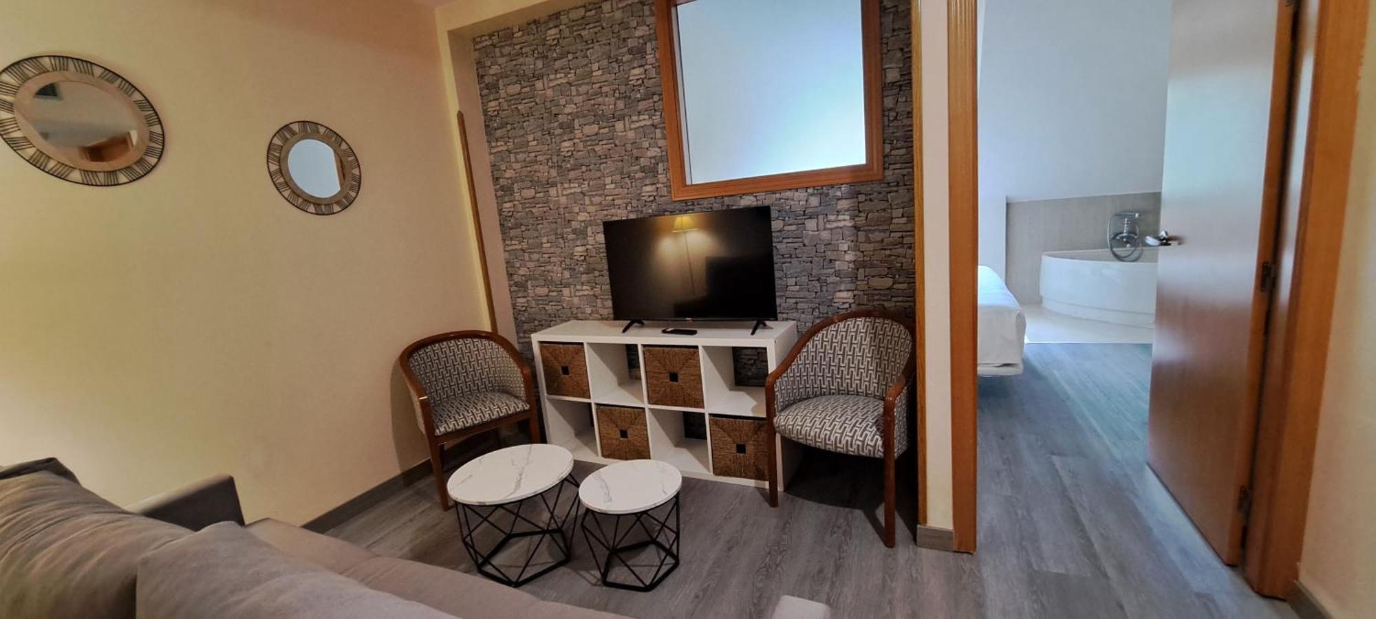 Hotel Ciudad Onís Extérieur photo